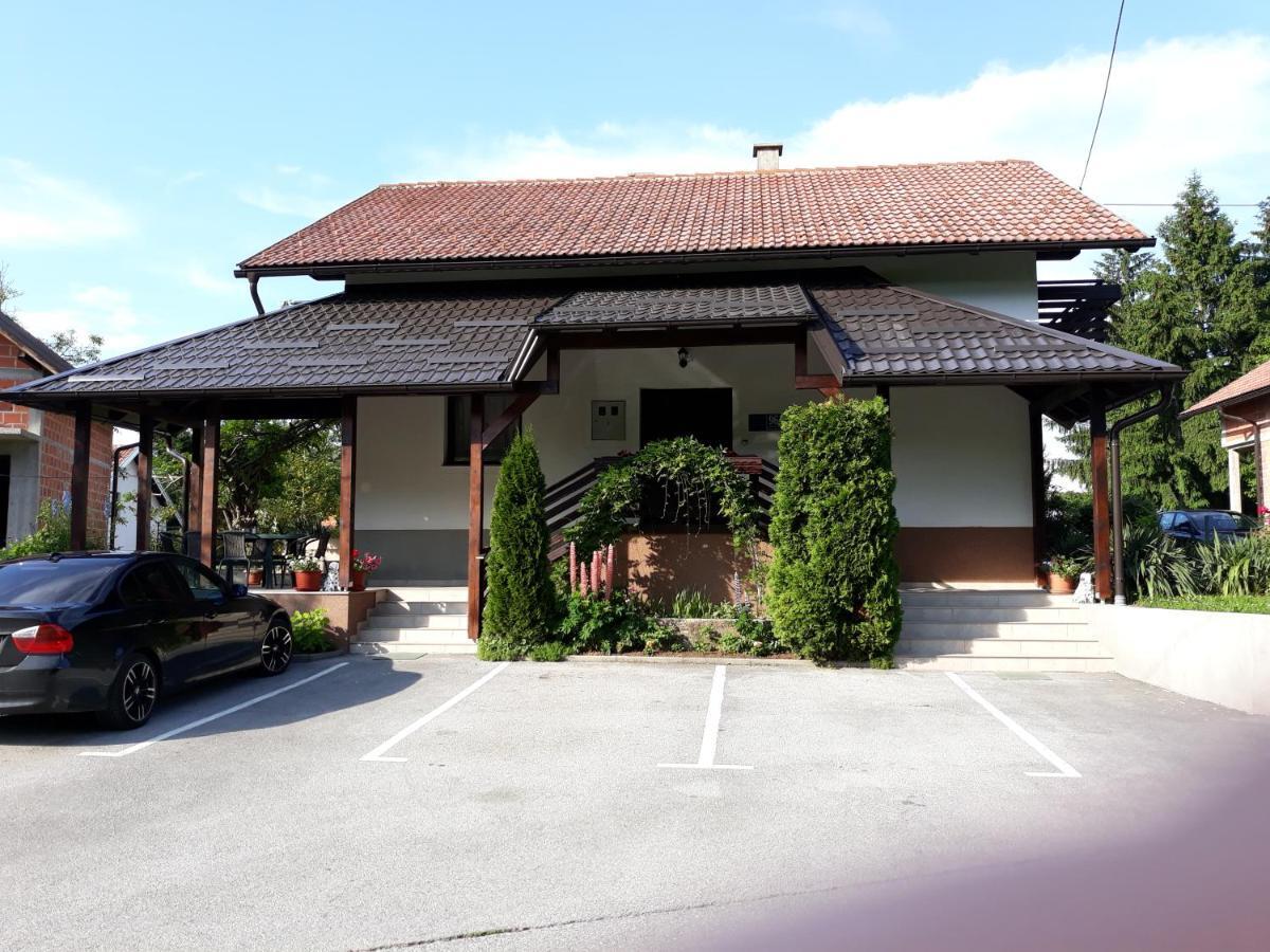 Affittacamere House Zlatko Seliste Dreznicko Esterno foto